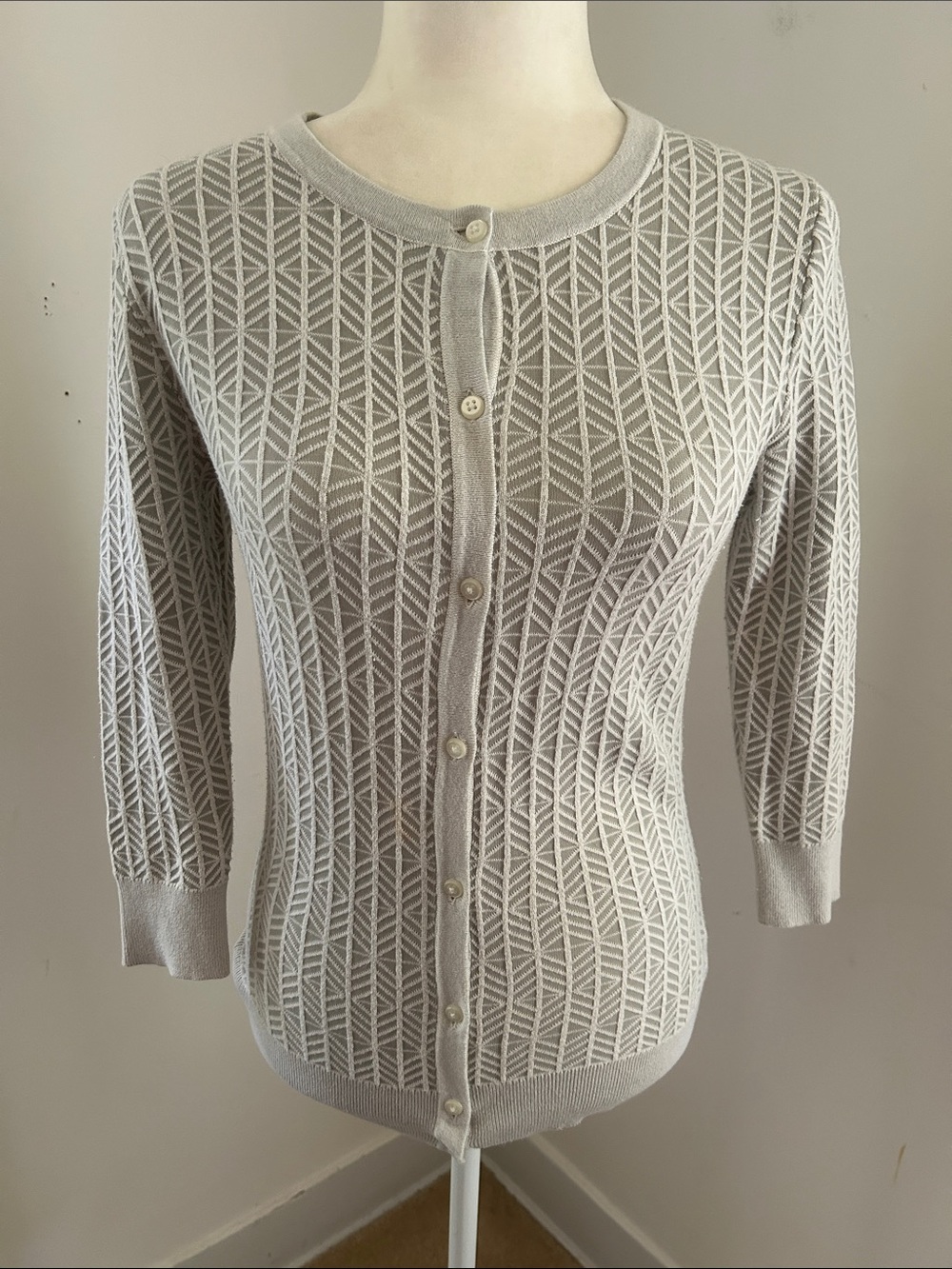 Merona Light Gray Textured Knit Button Up Cardigan sz Xs/S